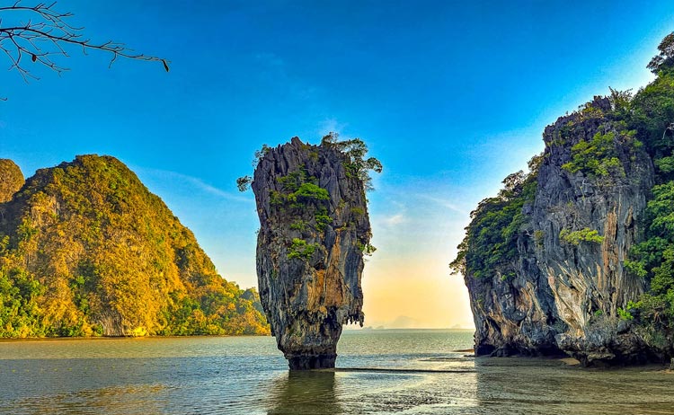 Découverte de la Baie de Phang Nga au départ de Khao Lak Khao Lak